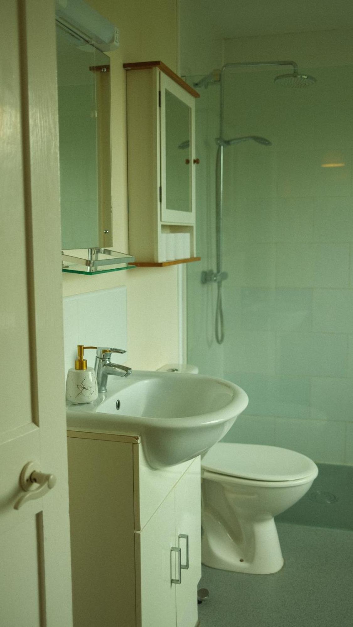 Spacious Home In Bath, Nature And City! Ngoại thất bức ảnh