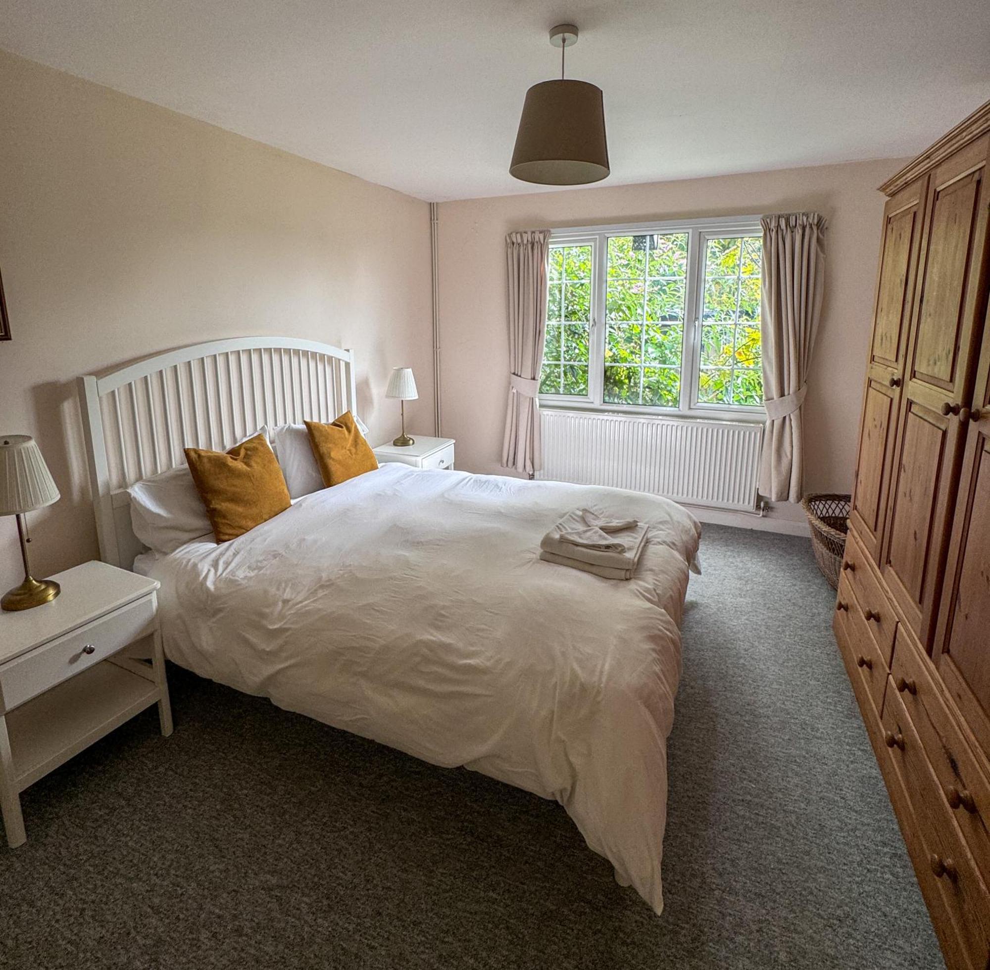 Spacious Home In Bath, Nature And City! Ngoại thất bức ảnh